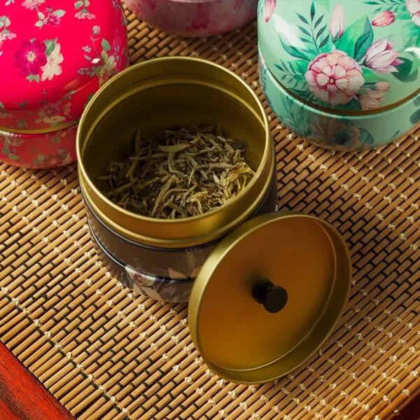 قوطی فلزی سورمه ای